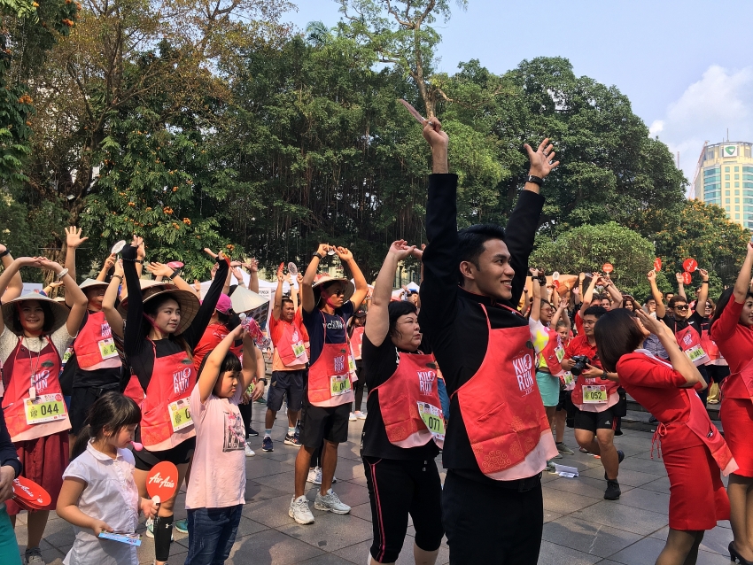 1500 runners join kilo run hanoi 2019