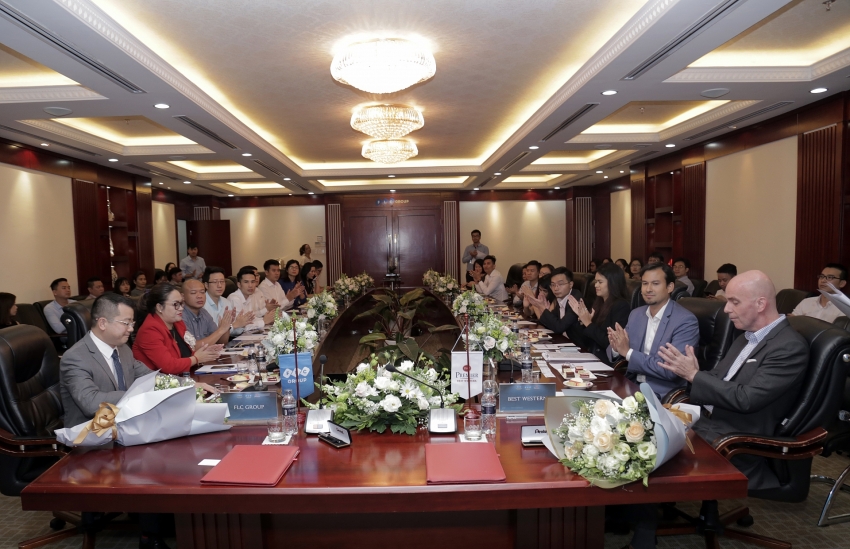 flc group and best western sign for first five star resort in quang binh
