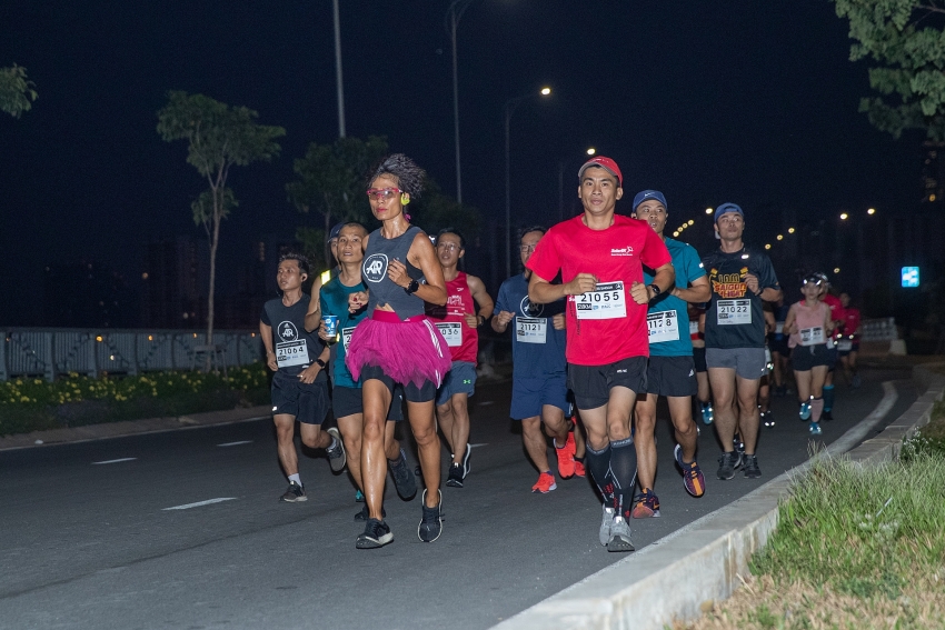 adidas runners saigon organises test run 211km for the first time