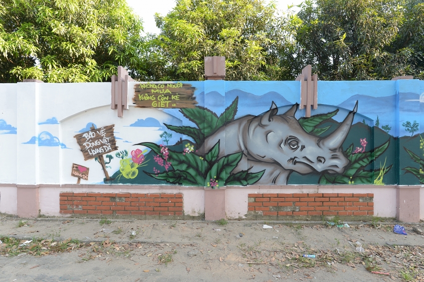 akzonobel uses power of colour to advocate wildlife conservation