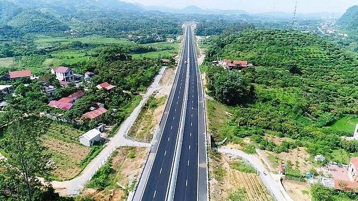 quang tri proposes to develop 335 million cam lo lao bao expressway