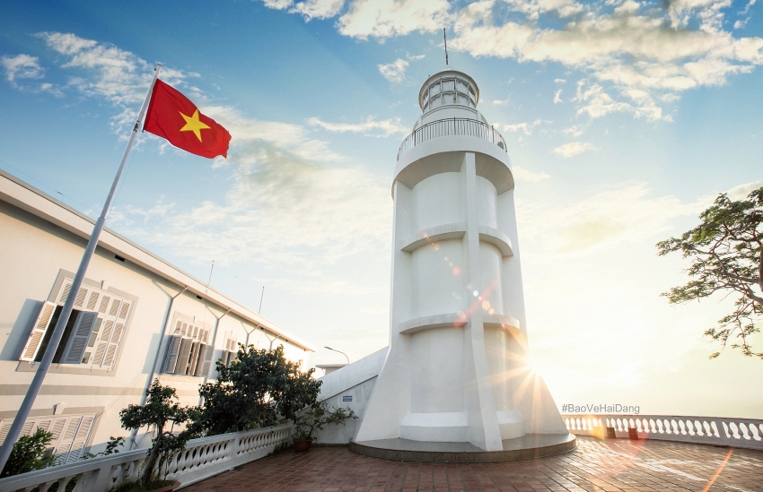 dulux from akzonobel maintains the beauty of the second lighthouse in vietnam