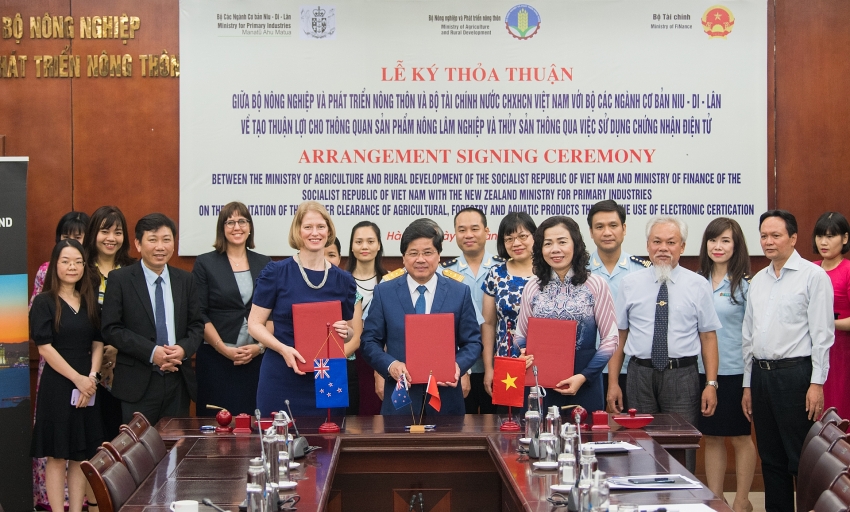 new zealand and vietnam sign on electronic certification for agro food products