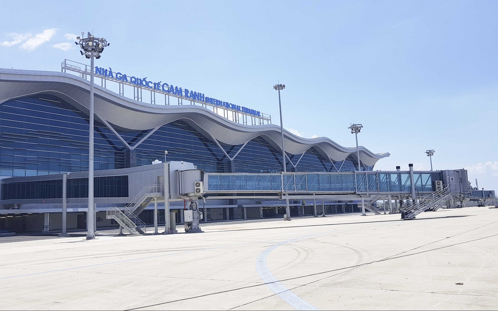 Cam Ranh International Airport needs $1.7 billion upgrade