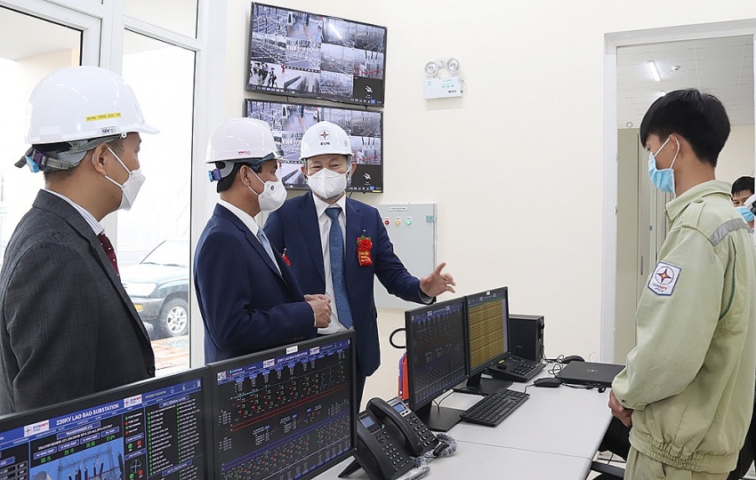 Lao Bao 220kV substation and Dong Ha-Lao Bao 220kV power line project inaugurated