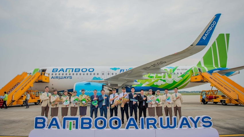 bamboo airways welcomes first airbus a320neo aircraft in fly green livery
