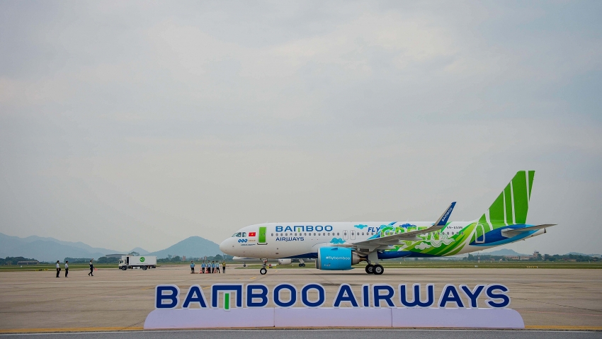 bamboo airways welcomes first airbus a320neo aircraft in fly green livery
