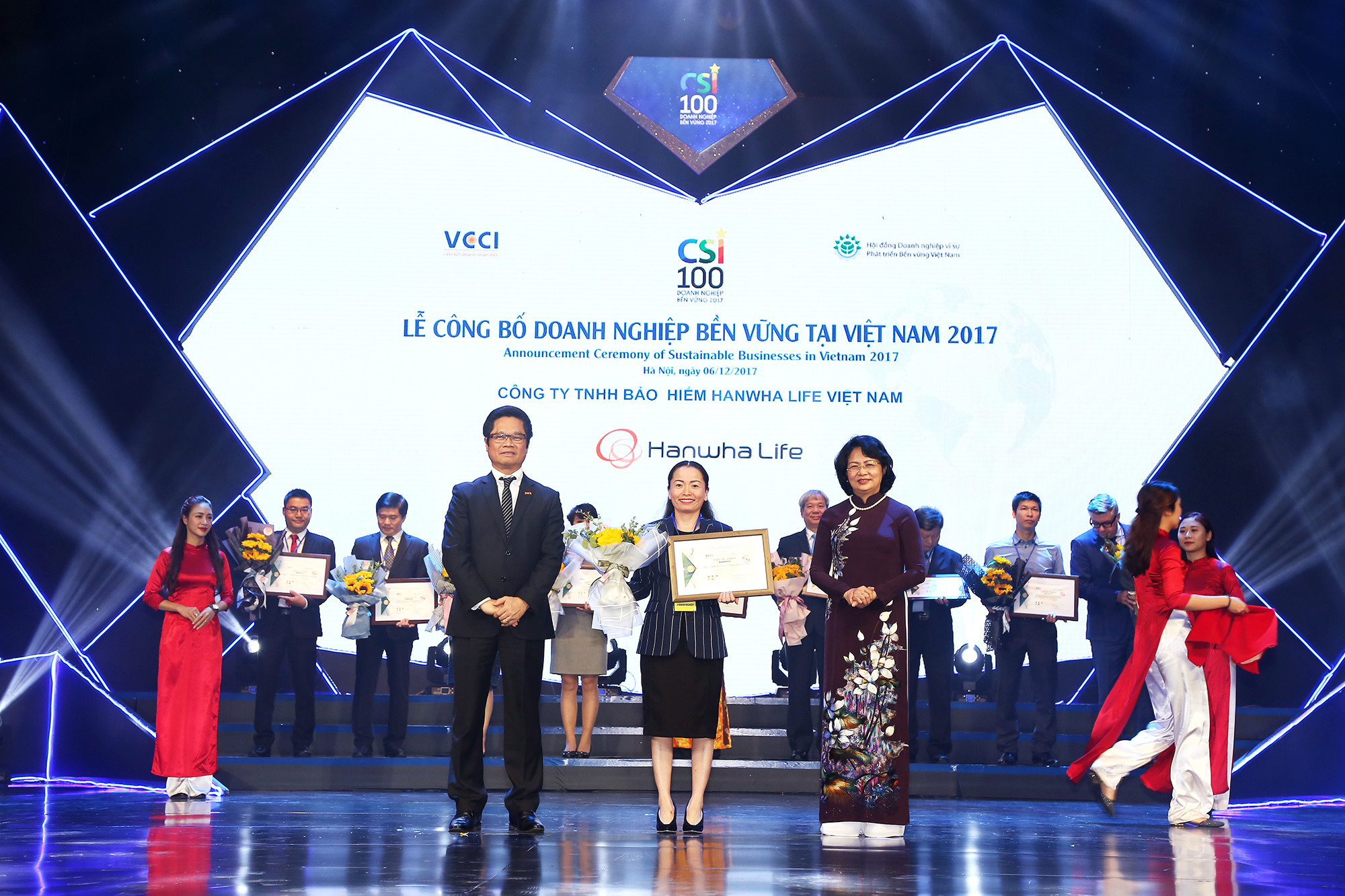 Hanwha Life Vietnam among Vietnam’s Top 10 sustainable businesses