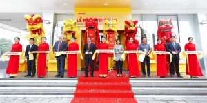 DHL Express opens its largest service center in Hanoi