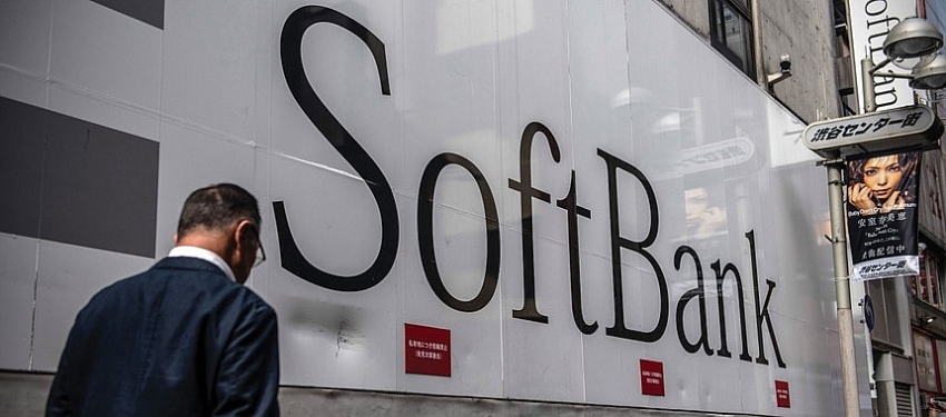 wework and vnpay affiliated softbank loses 2 billion in vision fund