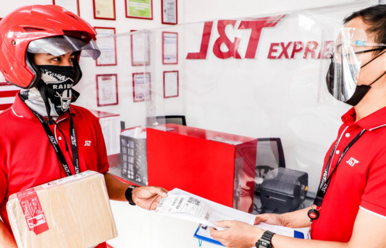 J&T Express secures $2 billion from a group of investors including Temasek