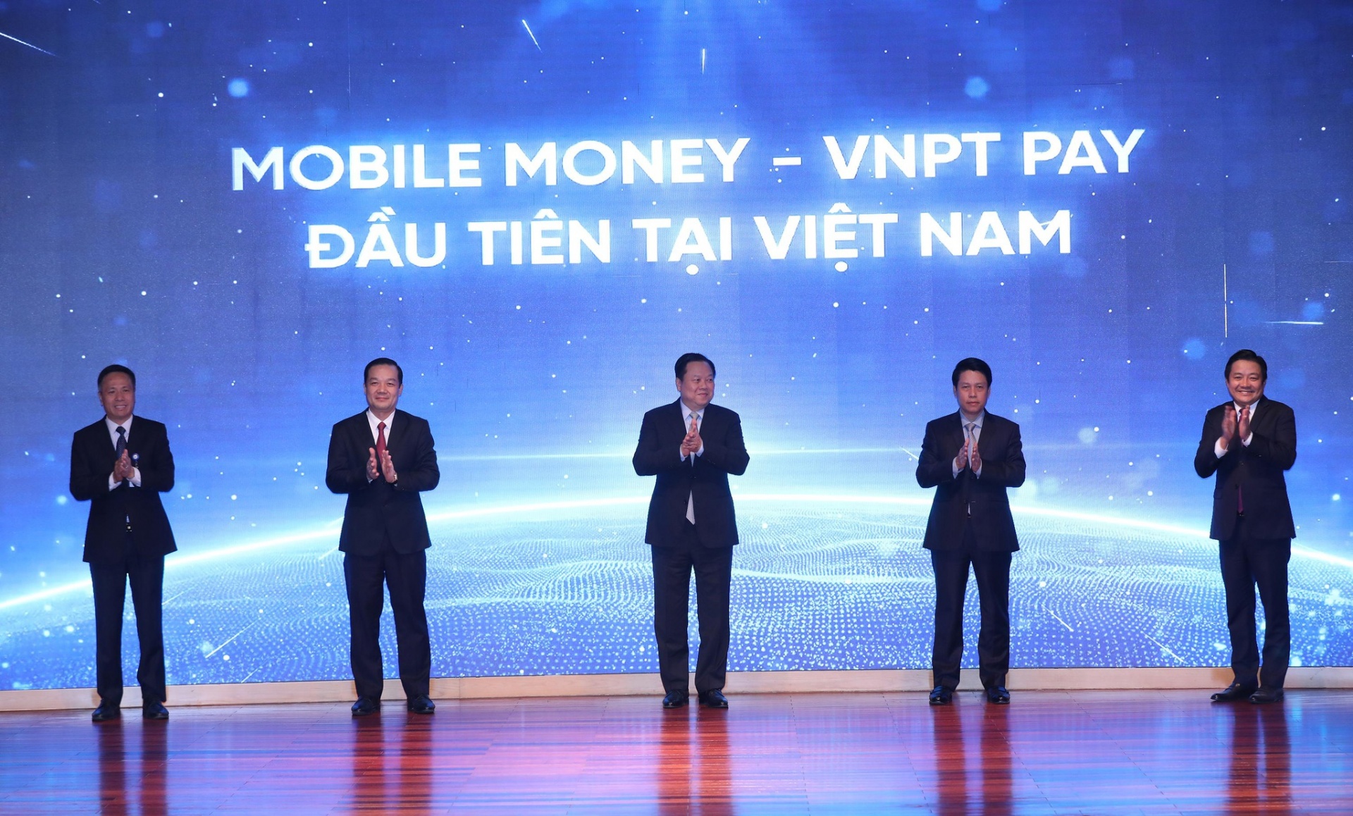VNPT to launch mobile money through VinaPhone subscriptions