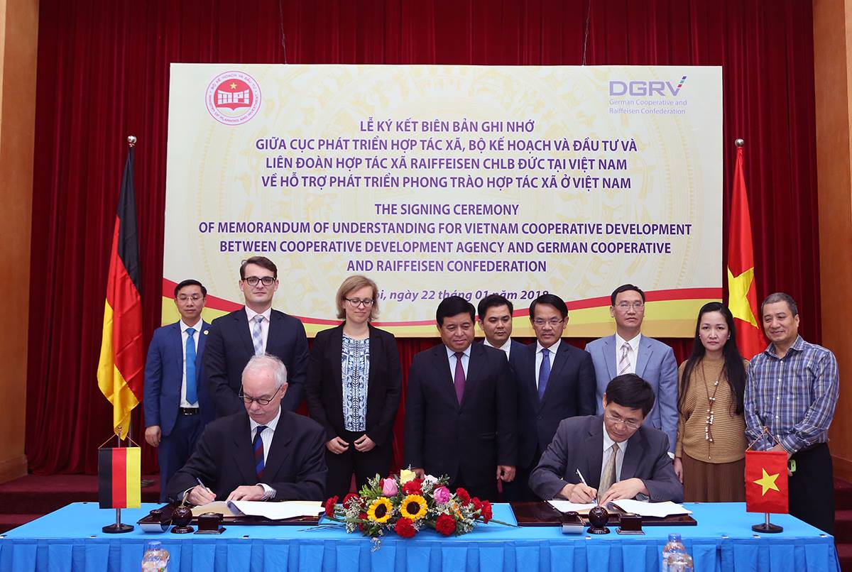 Vietnam and Germany sign MoU on co-operatives development