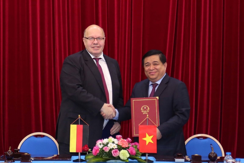 strengthening vietnamese german strategic partnership in training