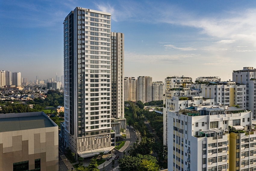 mapletree unveils v plaza and opens first serviced apartment