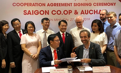 Saigon Co.op acquires Auchan Vietnam