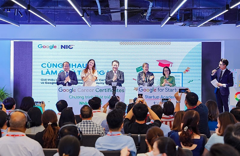Opening up opportunities for human resources in digital technologies and startups of Vietnam