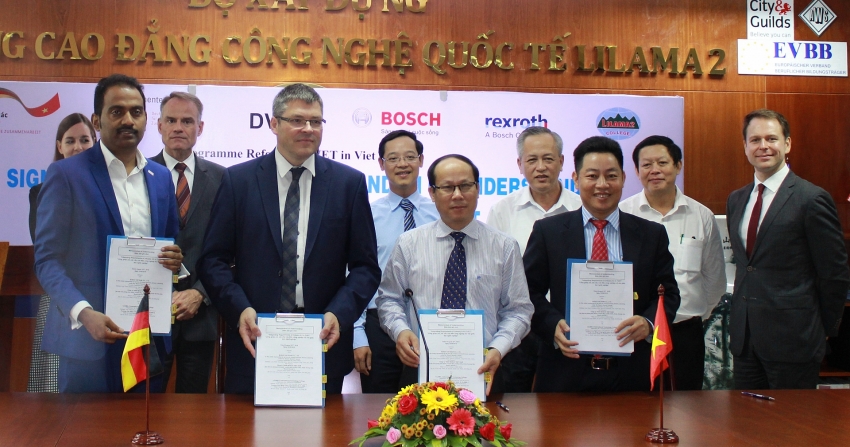 bosch supports training of highly skilled workforce towards industry 40