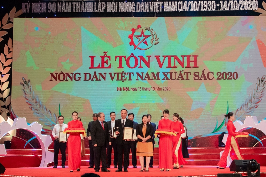 cp vietnam wins enterprises accompanying farmers title