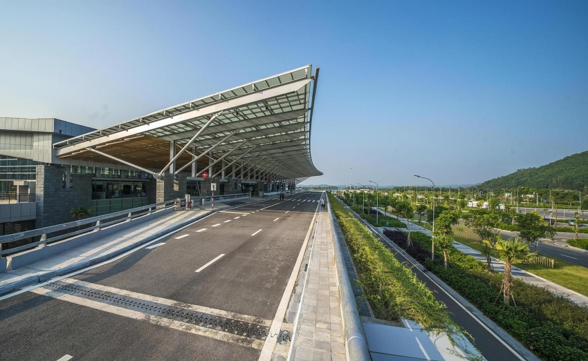 van don international airport awarded at oscars for tourism