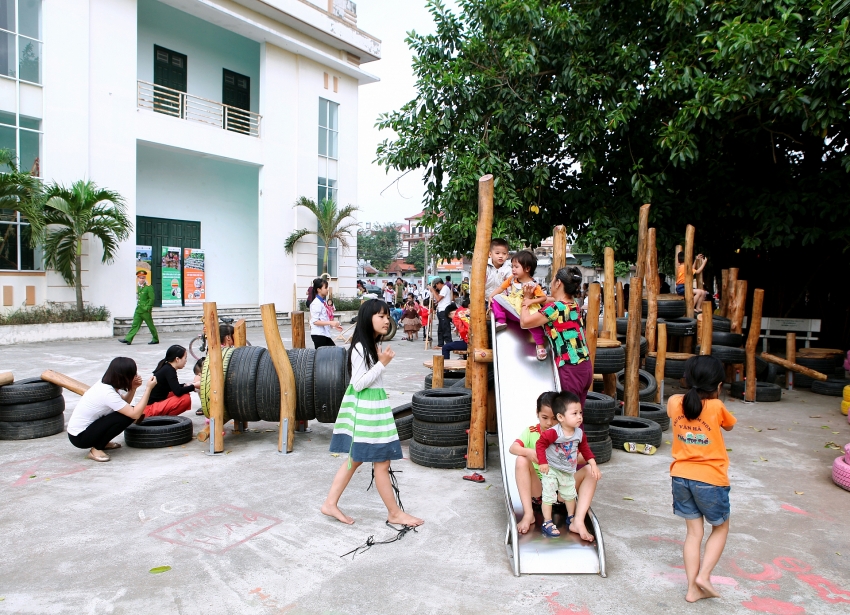 ford vietnam contributes to building recycling playground for children