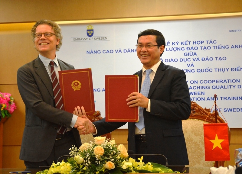 Kingdom of Sweden to lend hand in improving English training