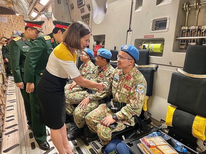 australia backs vietnams second rotation of south sudan field hospital