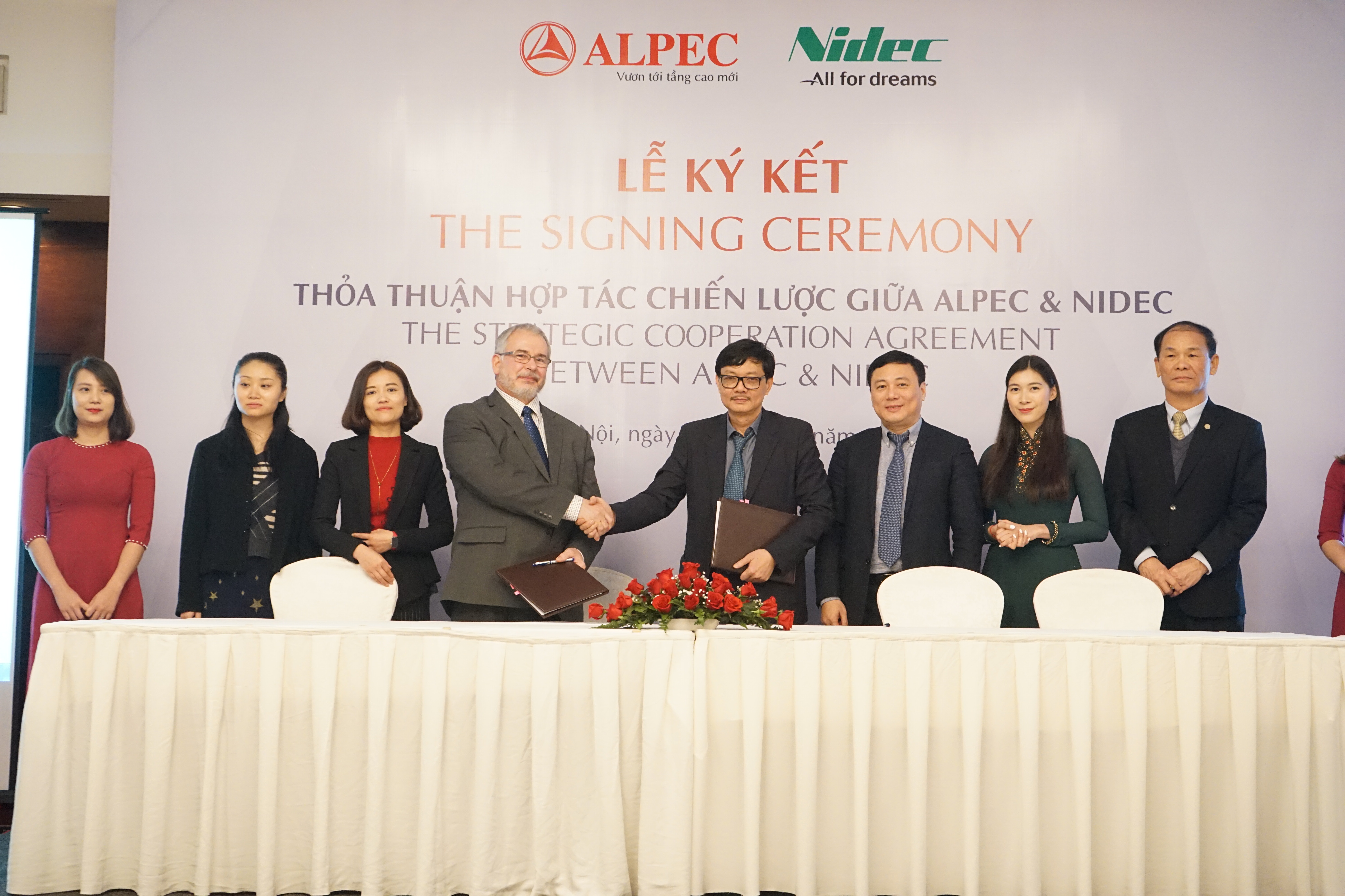 Japanese giant joins hands with Alpec to tap into growing elevator market