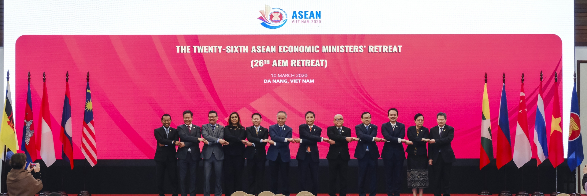 aem retreat to strengthen asean economic resilience to covid 19