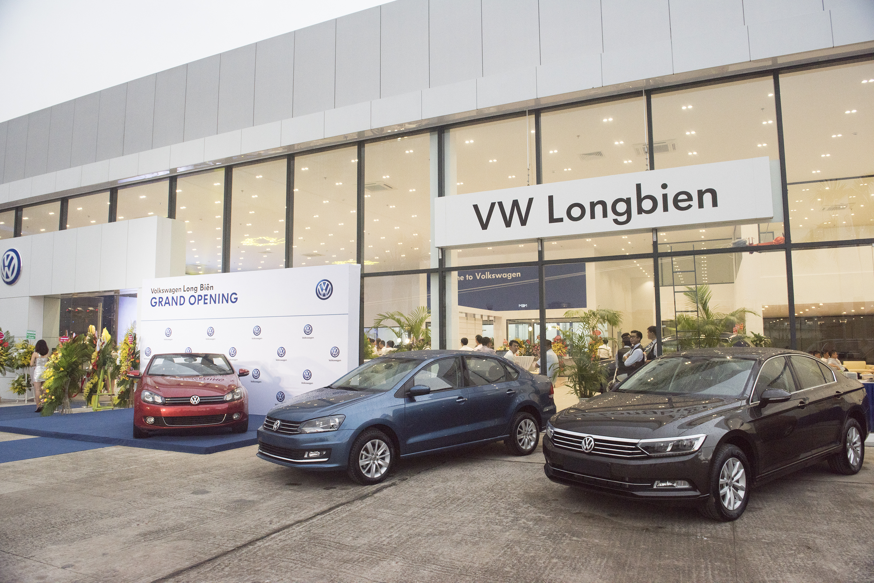 Volkswagen Vietnam expands dealership network