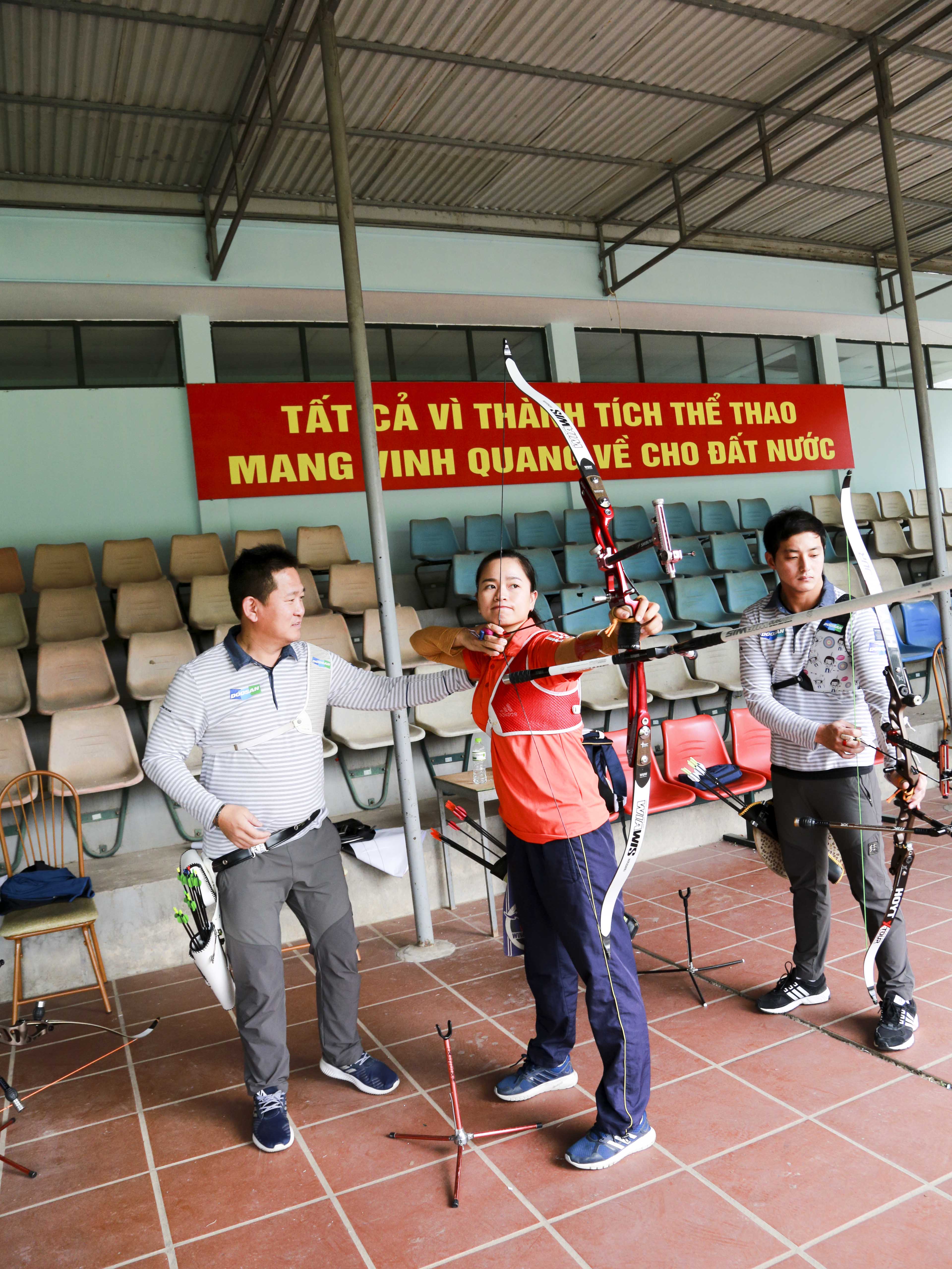 Doosan’s Olympic silver medallist archers to train Vietnamese national team