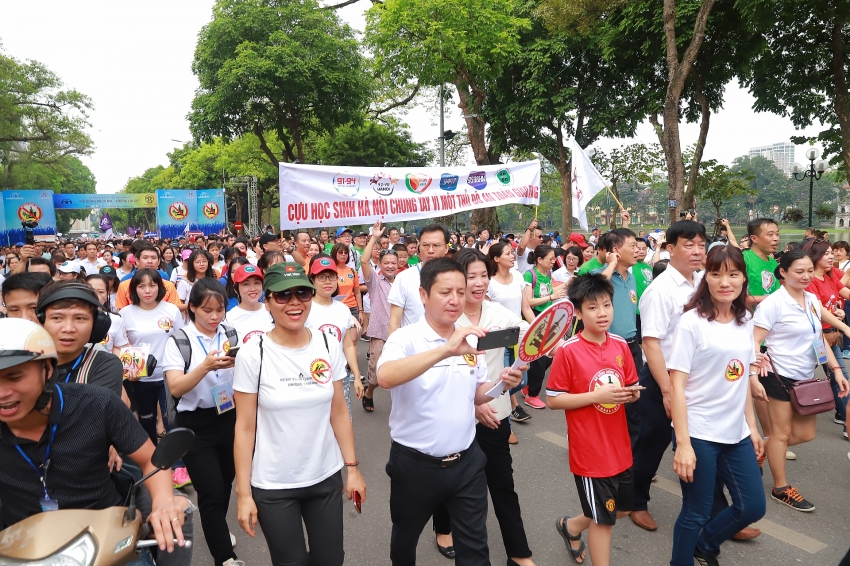 thousands march in anti drunk driving campaign in hanoi