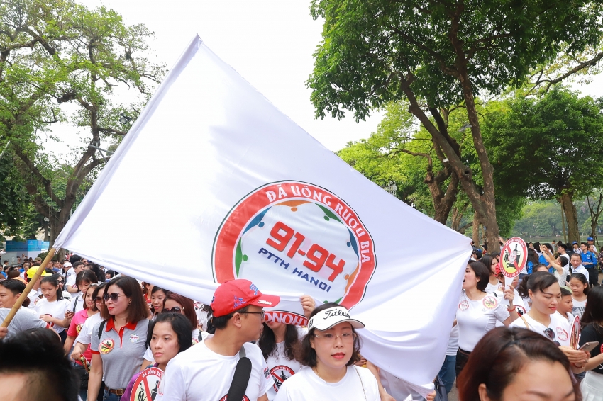thousands march in anti drunk driving campaign in hanoi