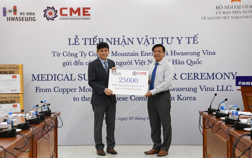 battling covid 19 cme and hsv donate medical supplies to vietnamese in south korea