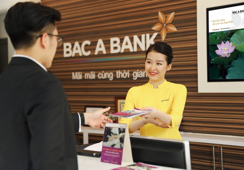 bac a bank gets thumbs up at hanoi stock exchange