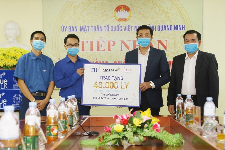 th group presents milk and drinks in hai duong and quang ninh