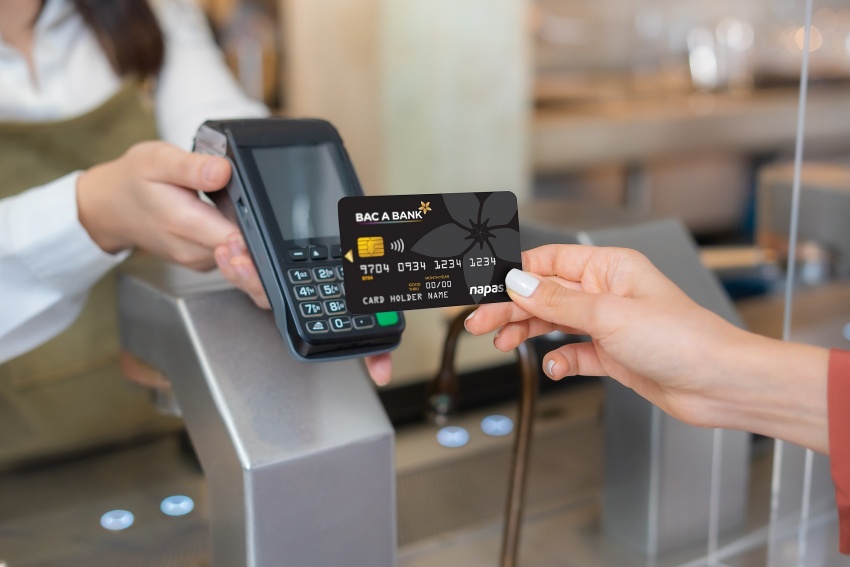 BAC A BANK makes debut of Chip Contactless cards