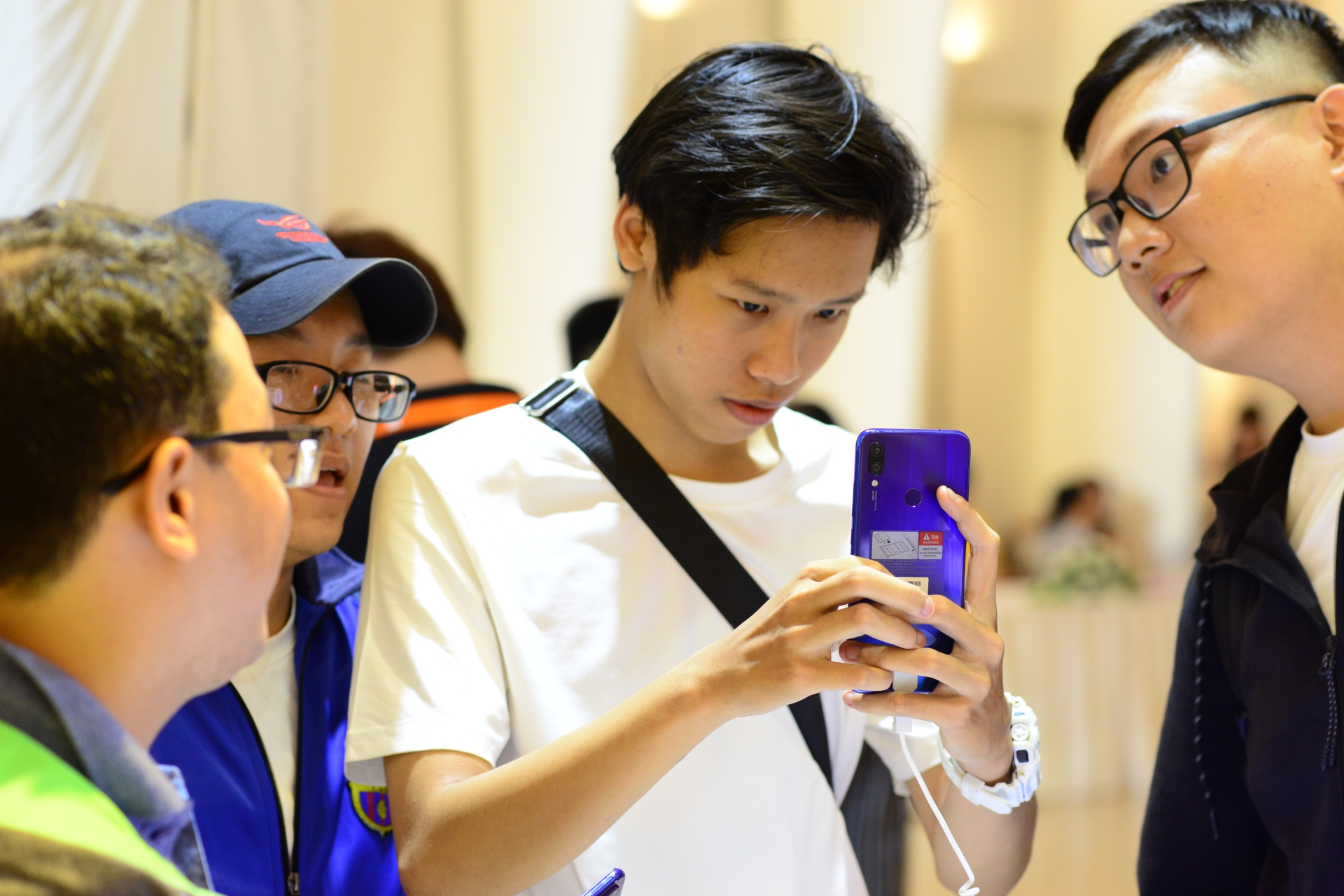 chinese smartphone players quickly gain ground in vietnam