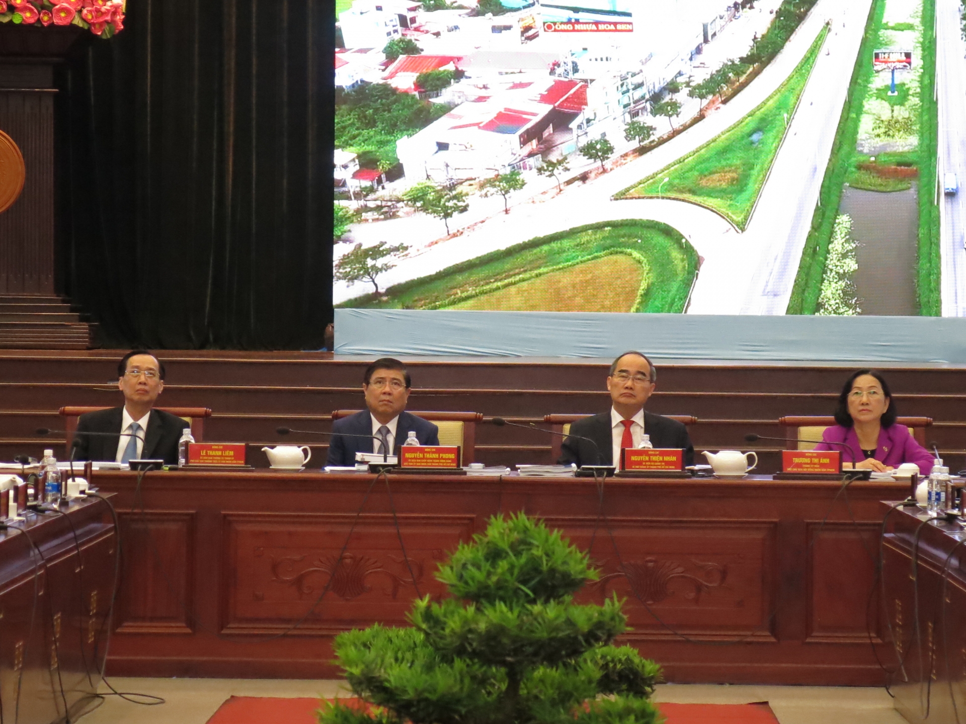 ho chi minh city solicits foreign investment for 245 projects