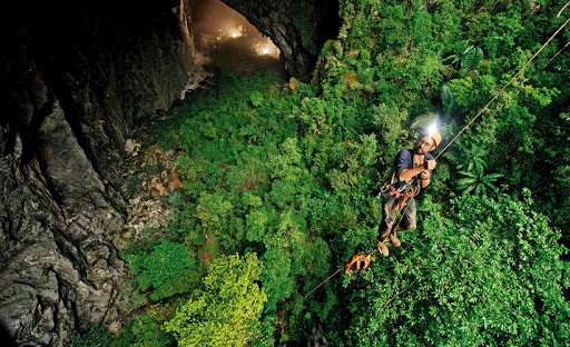 son doong expedition tour attracts visitors