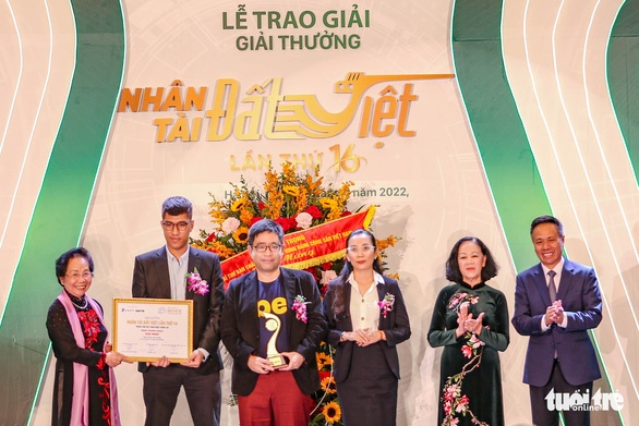 Ride-hailing app Be bags first prize at Vietnamese Talent Awards