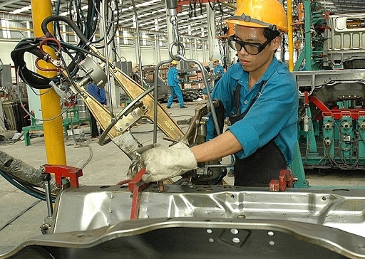 Index of industrial production rises in first four months