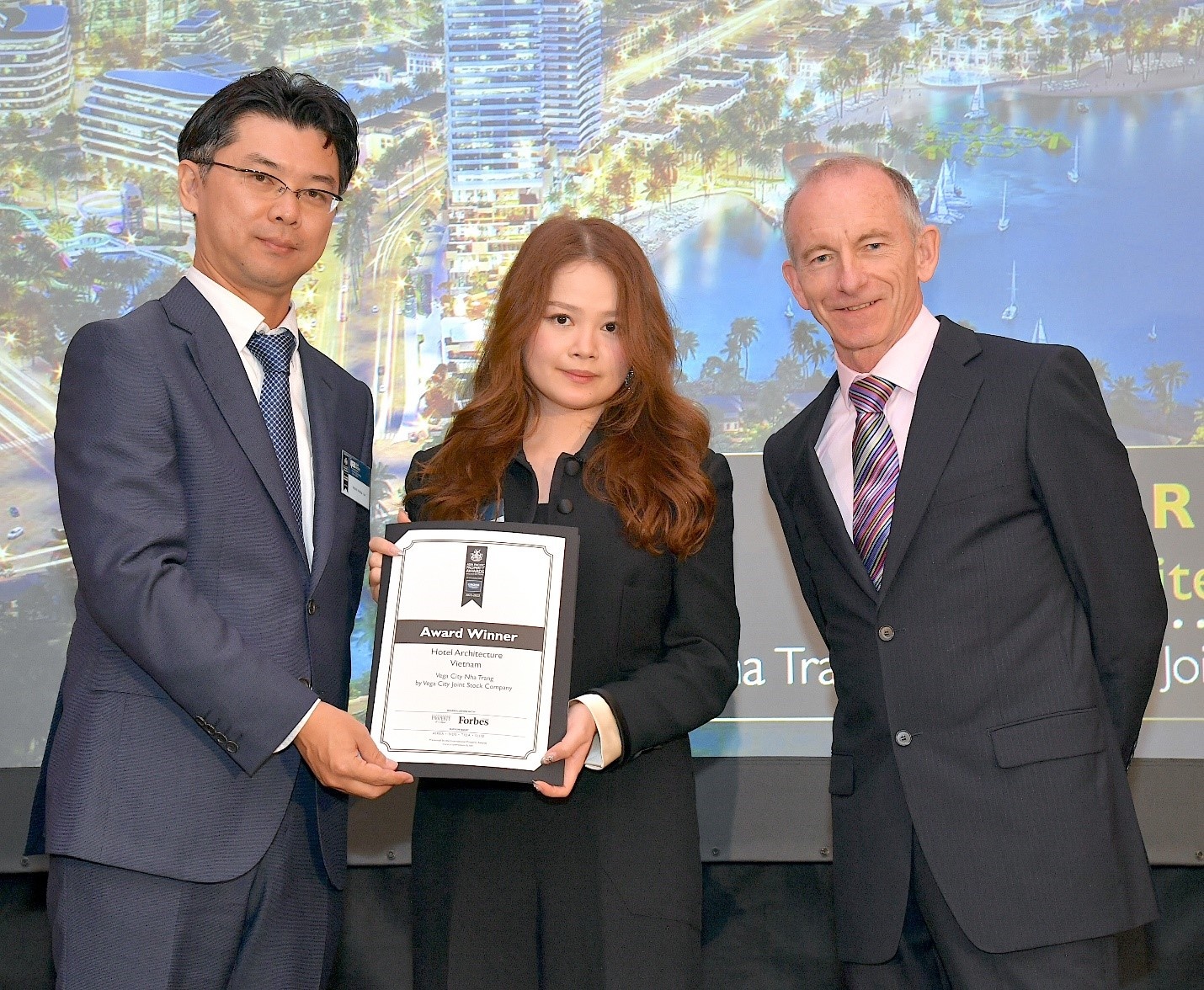 Vega City Nha Trang scoops four honours at International Property Awards 2022