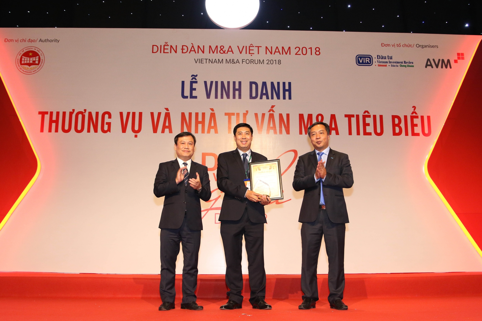 Vietnam M&A Forum 2018 award winners for 2017-2018 and the decade