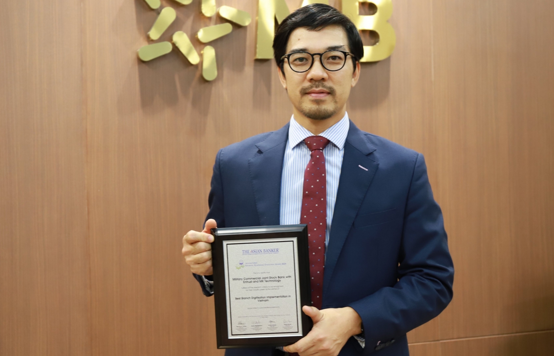 MB wins Best Branch Digitisation Implementation in Vietnam award