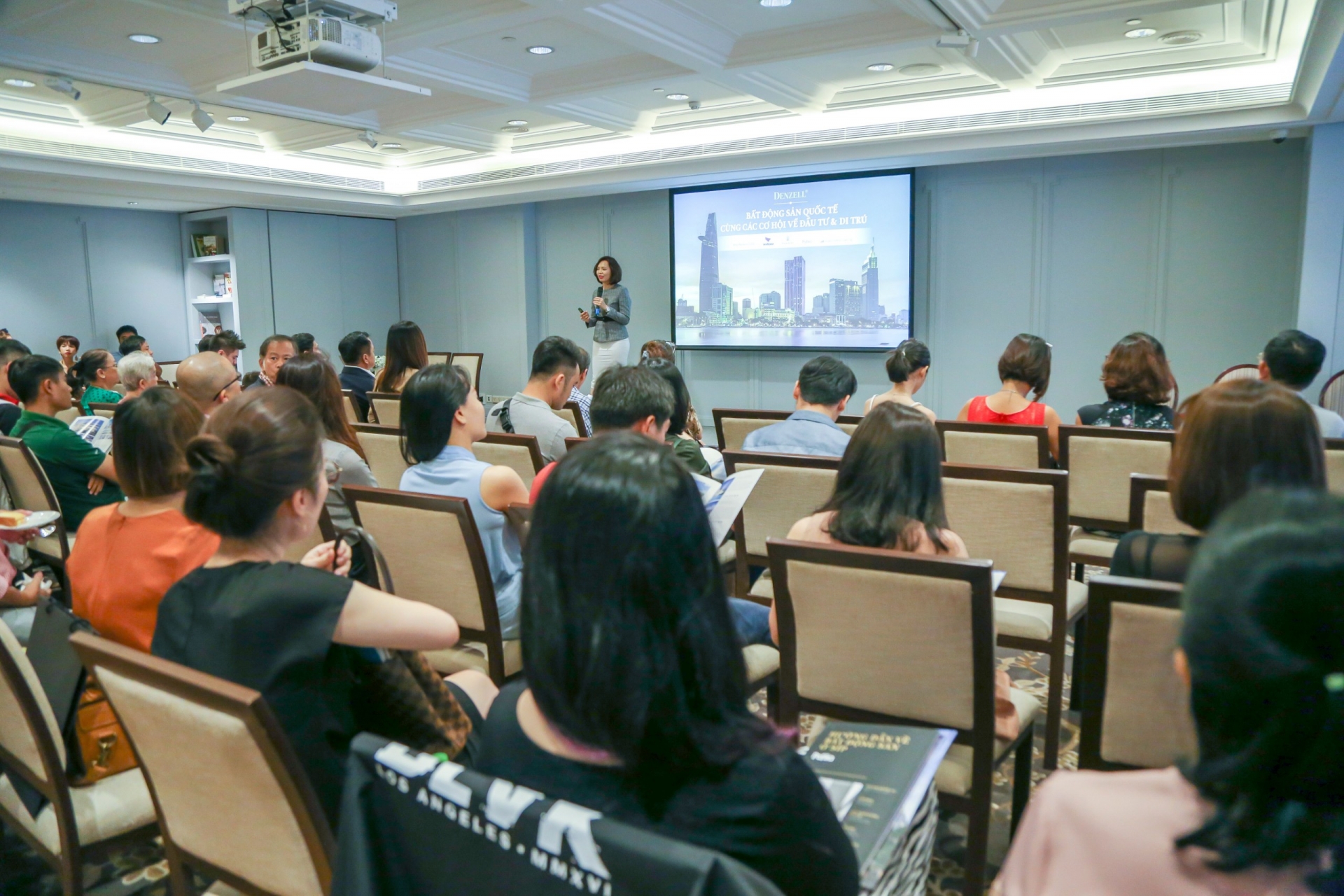 denzell holds seminar on international property investments