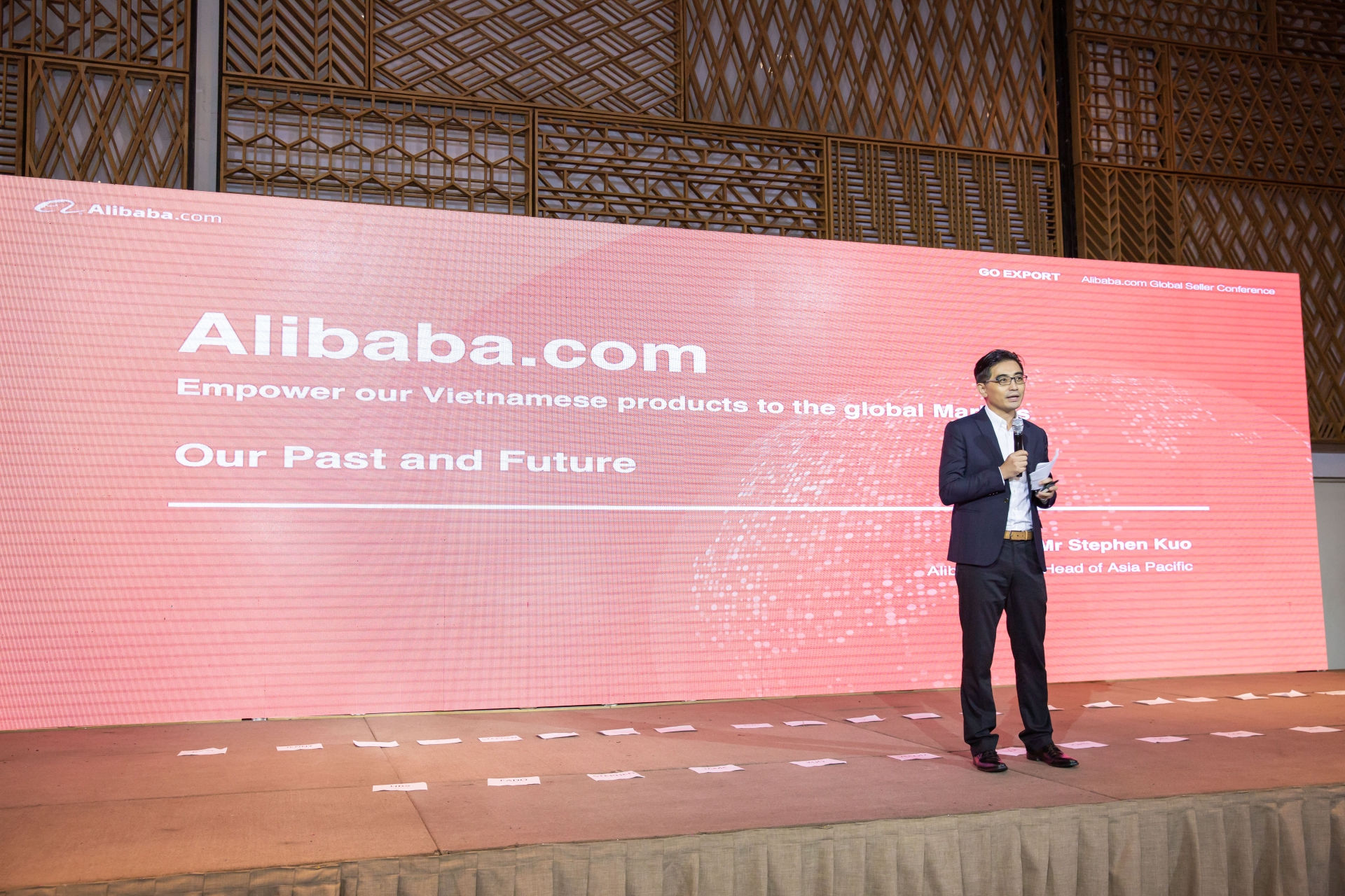 alibabacom gives wing to vietnamese smes to go global
