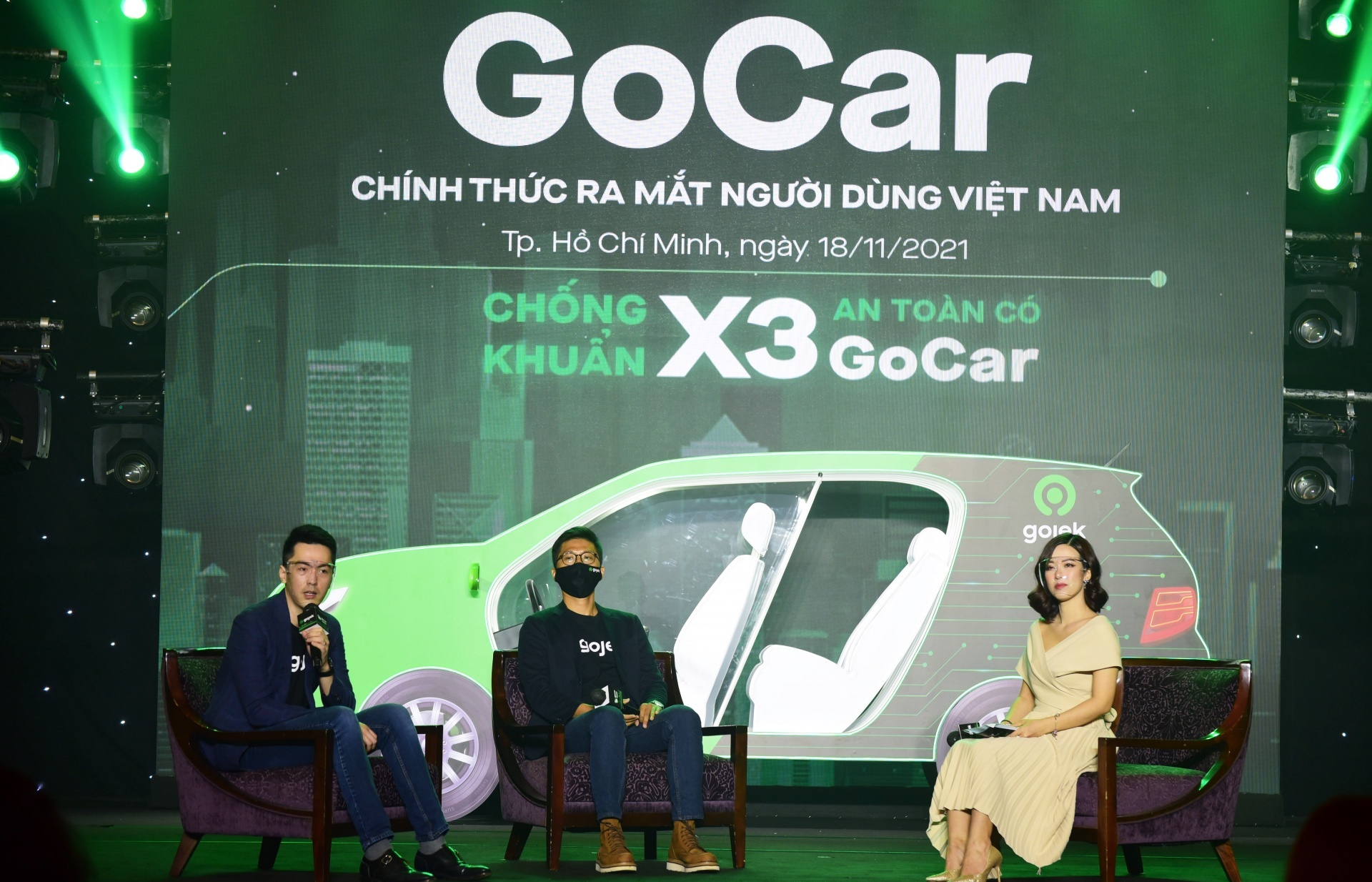 Gojek officially rolls out car ride-hailing service in Ho Chi Minh City