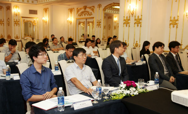 seminar draws on korean experiences to support vietnams urban development
