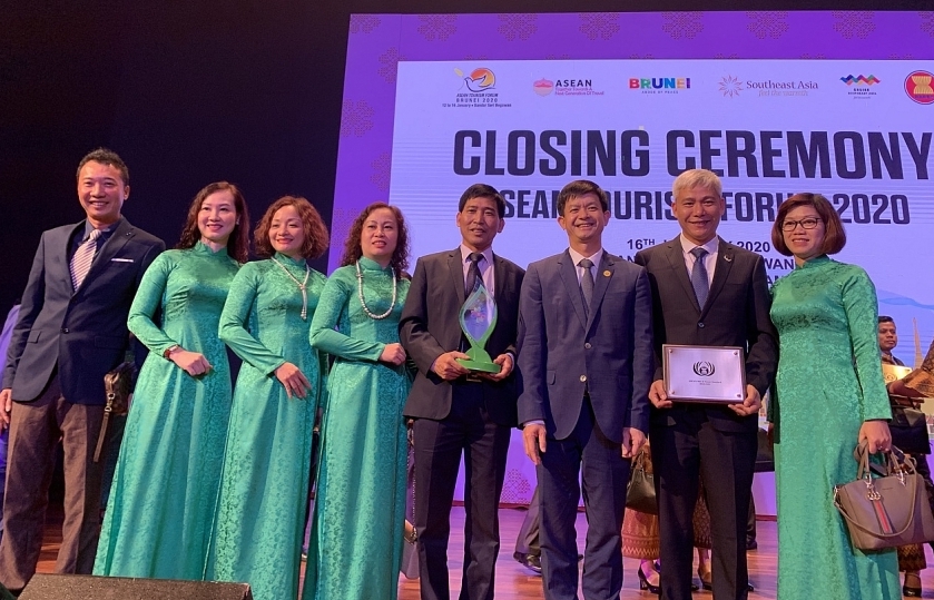 Muong Thanh Luxury Quang Ninh wins ASEAN Mice Venue Award 2020
